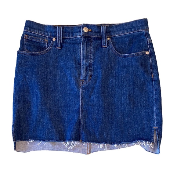 Madewell Stretch Step Hem Straight Frayed Denim Mini Skirt - 29 - Picture 4 of 16
